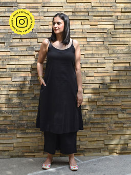HOUSE OF MOXA - Basic Black Palazzo With Pockets
