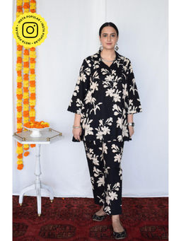 HOUSE OF MOXA - Black Floral Co-Ord (Set of 2)