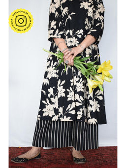 HOUSE OF MOXA - Black Striped Wide Legged Palazzo