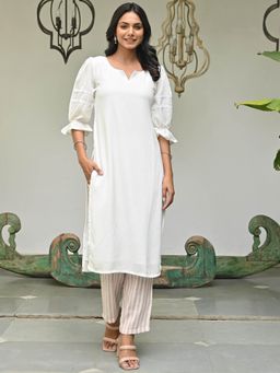Lavanya The Label - White And Peach Kurta (Set of 2)