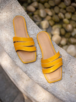 Devano - Mustard Cushioned Wave Flats