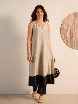 Pink Fort - Cream Silk Blend Colorblock Kurta and Pant