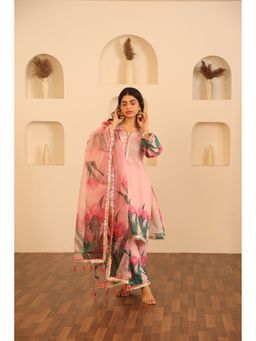 CHHAAP TILAK - Women Pink Organza Floral Kurta with Pant and Dupatta