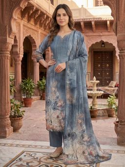 INDDUS - Women Grey Floral Printed Kurta and Pant with Dupatta