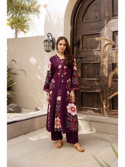 Nehamta - Women Maroon Viscose Rayon Floral Kurta with Pant