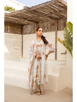 Nehamta - Women Off White Muslin Stripes Kurta with Pant and Dupatta