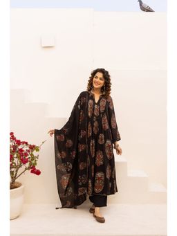 Nehamta - Women Black Chanderi Abstract Kurta with Pant and Dupatta