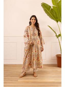 Nehamta - Women Off White Chanderi Abstract Kurta with Pant and Dupatta