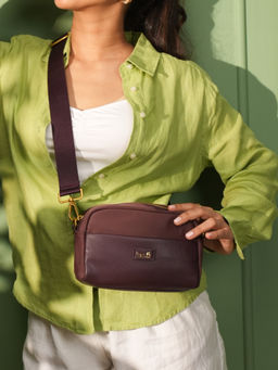 Inc.5 - Womens Wine Textured Sling Bag