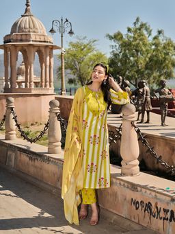 Yufta - Yellow Printed Festive Kurta Pant with Dupatta