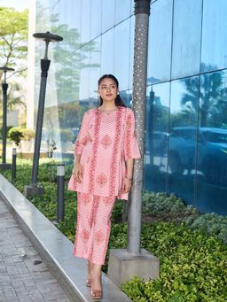 Yufta - Pink Printed Casual Co-Ord Set