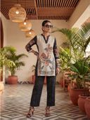 Black color option, Currently selected