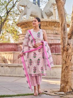 Yufta - Pink Printed Festive Kurta Pant with Dupatta