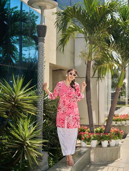 Yufta - Pink Printed Festive Kurta Pant