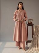 Beige color option, Currently selected