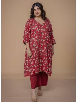 The Indian Ethnic Co. - Smriti Red Dabu Slub Cotton Kali Kurta