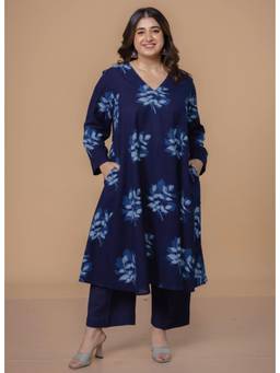 The Indian Ethnic Co. - Shrusti Blue Dabu Slub Cotton A Line Kurta