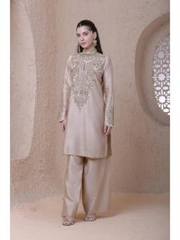 Label Niti Bothra - Rangrez Ivory Aari Dori Short Kurta with Pants