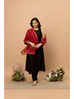 SMRITI GUPTA - Cotton Woven Maroon Dupatta