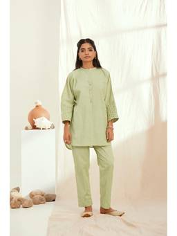THE RIGHT CUT - Green Linen Short Kurta With Pant