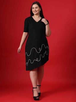 Curvy Lane - Plus Size V-Neck Solid Black A-Line Dress