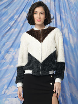 Tandul - Exquisite White Fur Jacket