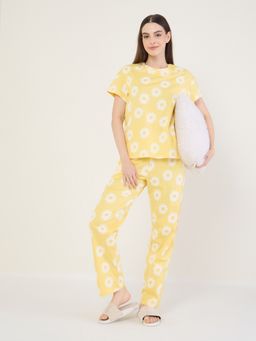 Sweet Dreams - Womens Floral Printed Nightsuit