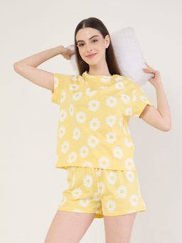 Sweet Dreams - Womens Floral Printed T-Shirt And Shorts