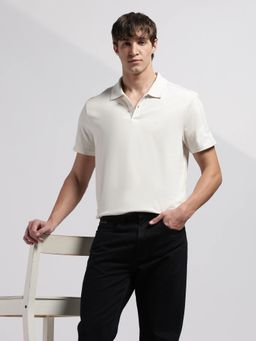 Calvin Klein - Men's Off White Solid Regular Fit Cotton Polo T-Shirt