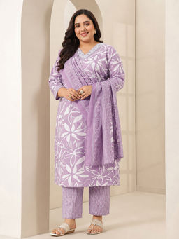 Extra love by Libas - Lavender Floral Printed Kurta with Pant and Dupatta