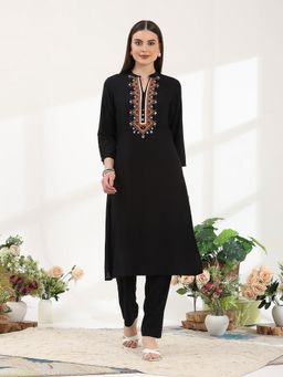 Nayam by lakshita - Ethnic Embroidered Straight Cotton Linen Kurta and Pants (Set of 2)