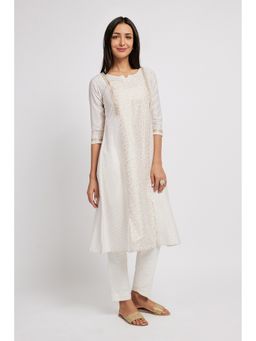 SPAN - White A-Line Embroidered Kurta