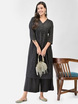 SPAN - Black Printed V-Neck Three Fourth Sleeves A-Line Kurta