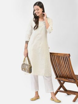 SPAN - White Straight Embroidered Round Neck Three Fourth Sleeves Kurta