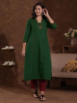 Kami Kubi - Green Thread And Mirror Embroidery Pocketed Cotton Slurb A Line Kurta