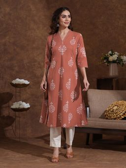 Kami Kubi - Orange Color Beadwork And Pocket Cotton Print A-Line Kurta