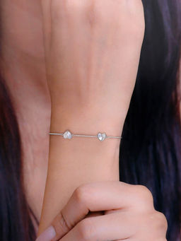 Kai Jewel - Sterling Silver Heart Of Love Minimal Bracelet
