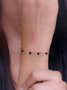 Kai Jewel - Sterling Silver Minimalistic Clover Bracelet