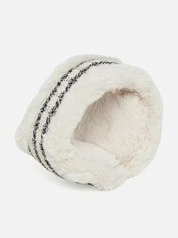 Twenty Dresses by Nykaa Fashion - Keep Them In Line Ear Muffs