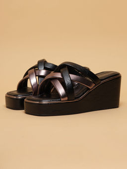 ERIDANI - Ardeen Criss-Cross Black Wedges