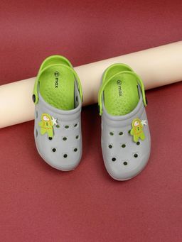 max - Boys Multi-Color Casual Clogs