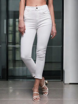 Miss Chase - White Solid Skinny Fit Jeans