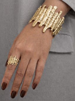 ISHKAARA - Women Alloy Jewellery Set