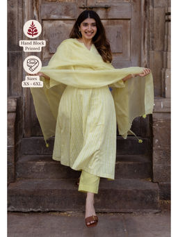 The Indian Ethnic Co. - Lime Green Hand Block Printed Slub Cotton Embroidered Kurta