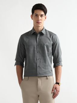 Arrow Newyork - Men Green Checks Slim Fit Shirt