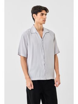 Snitch - Men Light Grey Solid Half Sleeves Boxy Casual Shirt