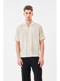 Snitch - Men Cream Solid Half Sleeves Boxy Casual Shirt