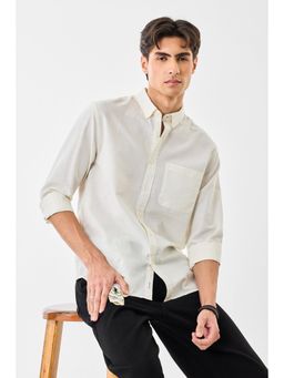 Snitch - Men Off White Solid Full Sleeves Regular Shirt