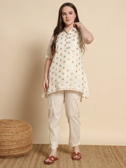 ISHKIYA - Off White Herb Garden Embroidered Co Ord (Set of 2)