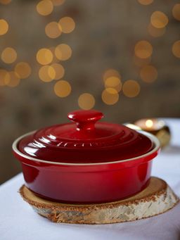Le Creuset - Camembert Baker -Cherry Red